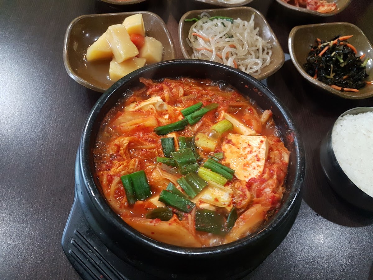 Meat and Seafood Dishes Served with Steamed Rice
